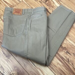 Levi's Men's 550 Relaxed Fit Straight Leg Tan Denim Jeans